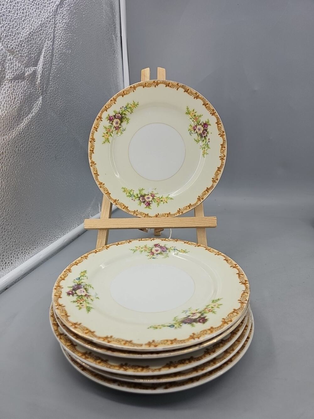 ESCO (Japan) ESO20, Floral Vases, Red Edge Salad Plates 7 3/8" Set of 6